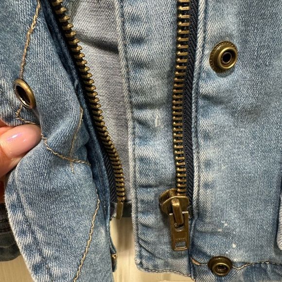 Judy Blue Zip Up Denim Jean Jacket - Picture 9 of 12